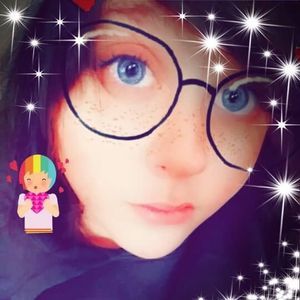 Meet your Posher, Emilie